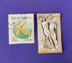 1107:: 8 Animal Stamps, 1950s, 7 Countries: hippopotamus, muskrat, mountain  goat, warthog, deer, moose, elk - Mark C. Grove