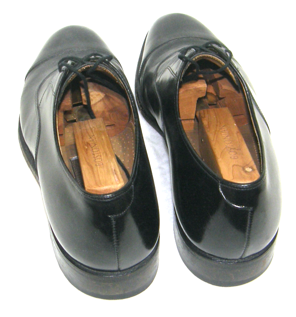 3037:: Business Shoes, Johnston & Murphy, Black, Made in Mexico, 22-2981 1002V: size 9 D/B 9031 - Image 4