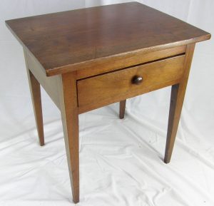 3162:: Worktable ca.1850, walnut, square tapered legs, frieze drawer, partitioned interior, old refinish: 23”x21½”x16¾”